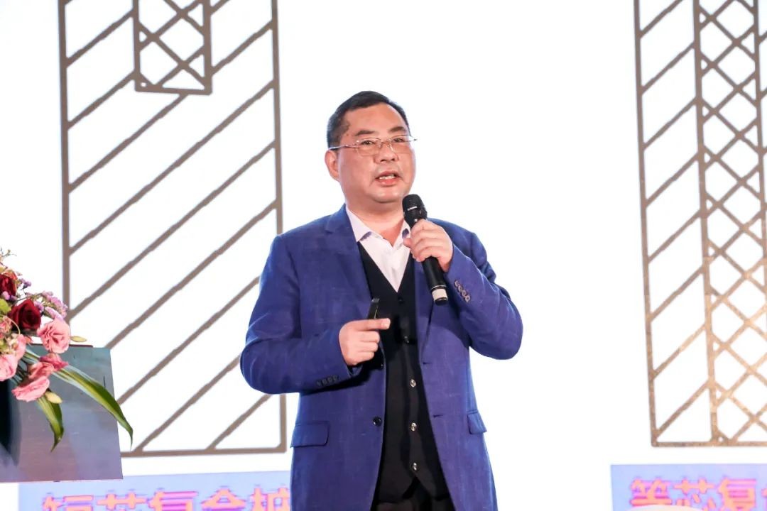 饕餮盛宴！Z6官网智能?建华建材预造桩施工设备与技术互换会隆沉召开