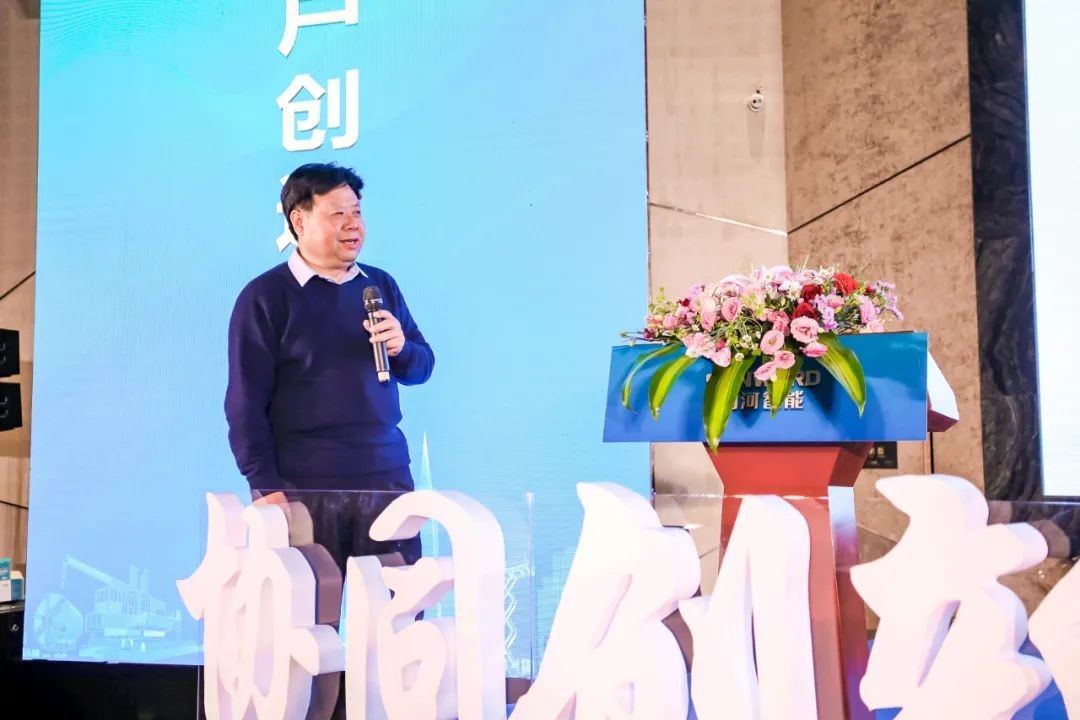 饕餮盛宴！Z6官网智能?建华建材预造桩施工设备与技术互换会隆沉召开