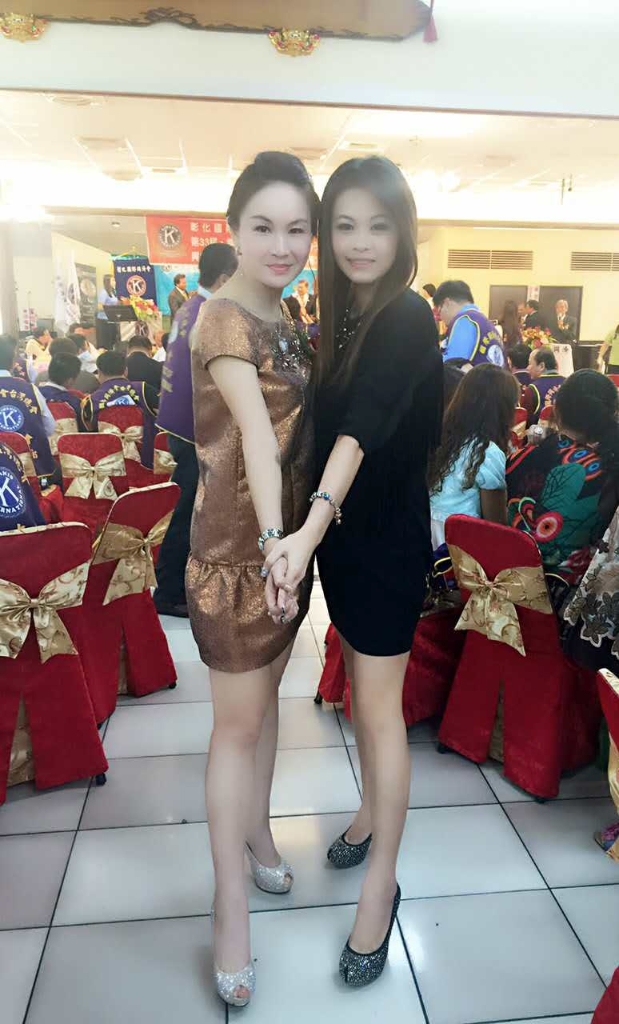 29天清一百吨垃圾，正妹靓机壮丽环岛行