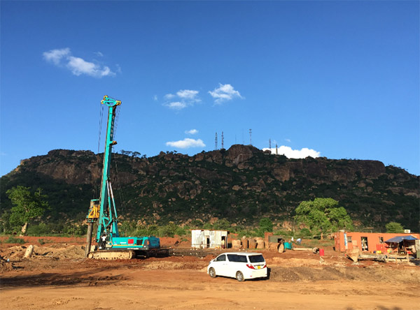 Z6官网智能入岩神器在东非肯尼亚获赞，人好设备好