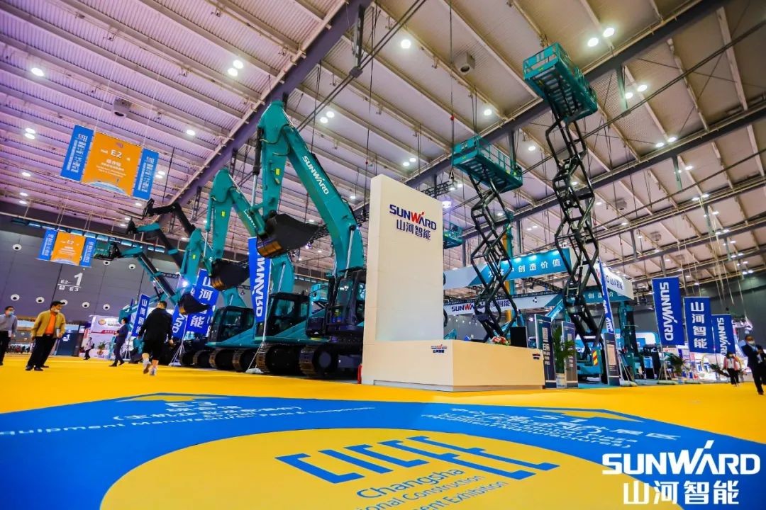 “Z6官网绿”亮相长沙国际工程机械展，50余款产品尽显Z6官网智能创新实力
