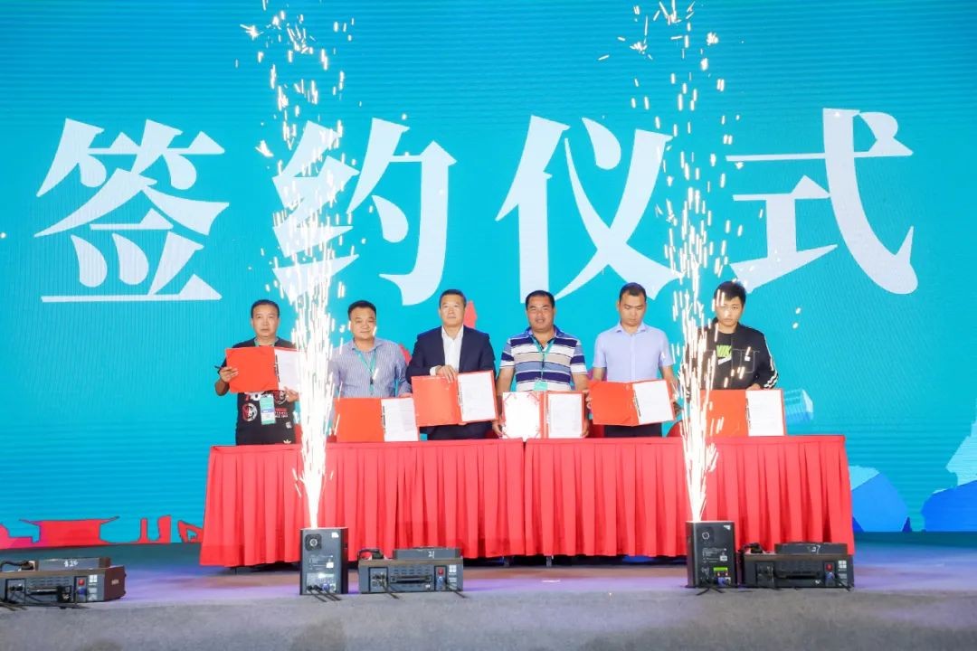 “爆品”出击！Z6官网智能客户互换会签约超8亿元