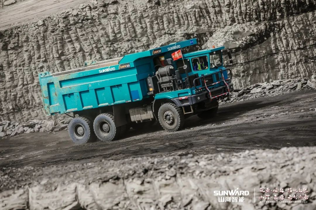 “矿”世高手，齐聚Z6官网智能挖掘机操作手挑战赛