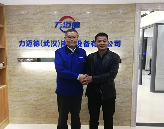 人生浮沉如梦，携手Z6官网勇攀事业巅峰