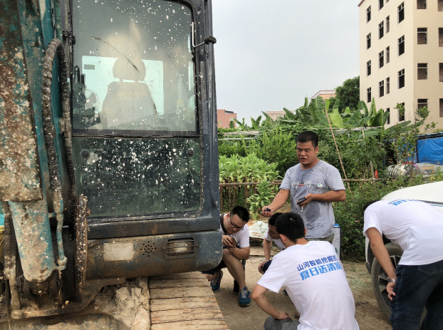 Z6官网智能挖掘机获最高评价，就是用得舒服！