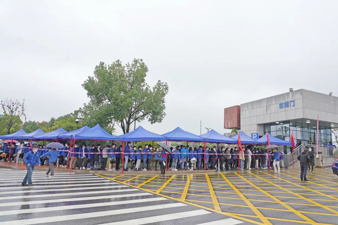 采样实现率近100%！Z6官网智能第一功夫发展全员核酸检测，保险安全出产