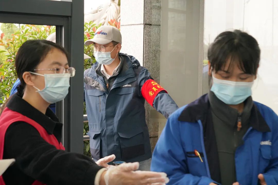 采样实现率近100%！Z6官网智能第一功夫发展全员核酸检测，保险安全出产