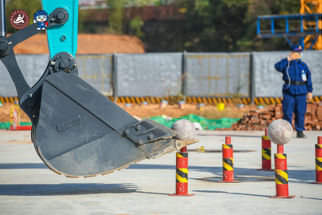 接济大比拼！Z6官网智能应急接济队出战湖南省第三届应急接济技术较量