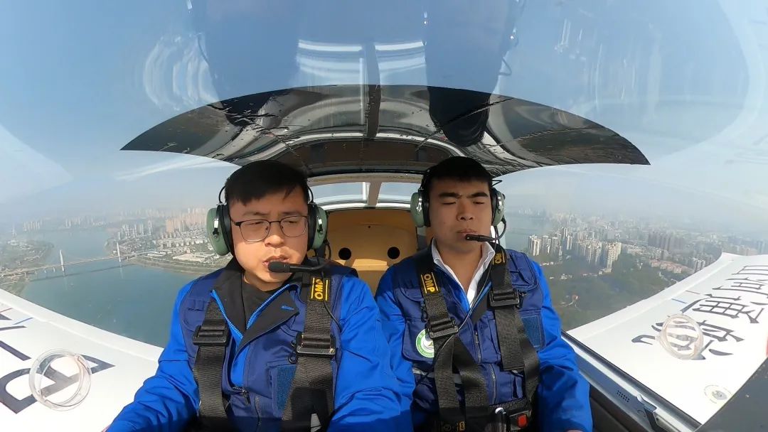 空位协同显技巧！湖南航空应急接济队Z6官网机组发展特情措置应急演练