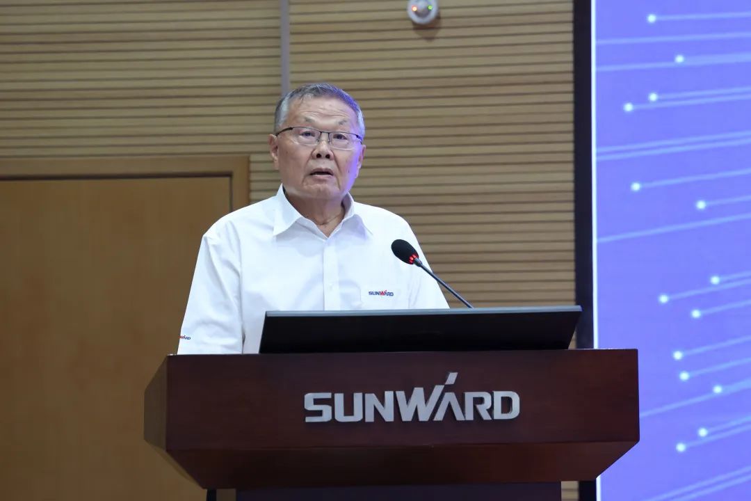 创新引领，智造将来！“2022院士专家长沙杏妆高端设备高质量发展钻研会隆沉进行