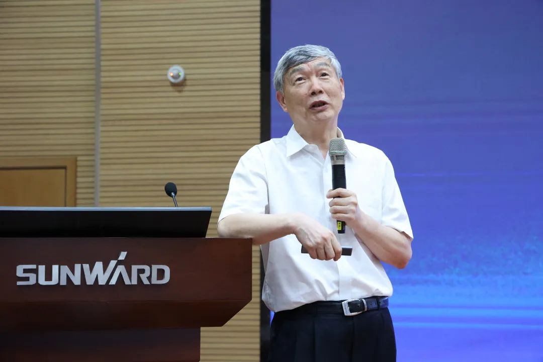 创新引领，智造将来！“2022院士专家长沙杏妆高端设备高质量发展钻研会隆沉进行