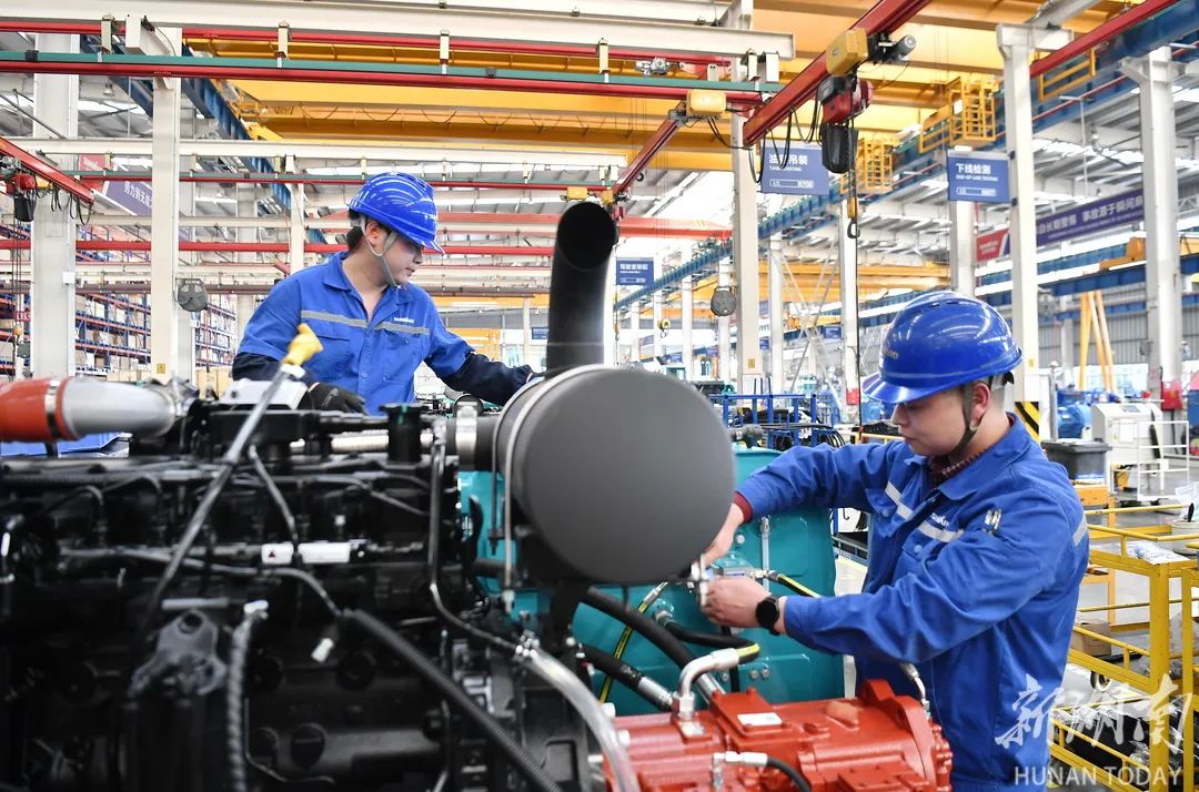 湖南日报 | Z6官网智能：创新“Z6官网”好景致