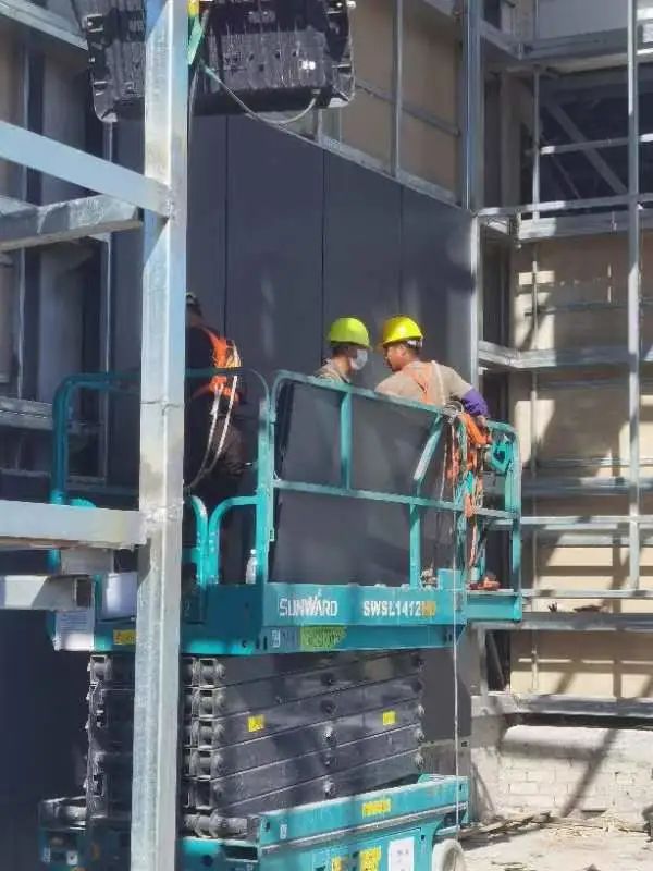 多志成城抗疫情！Z6官网智能高空机械助力惠州方舱医院建设