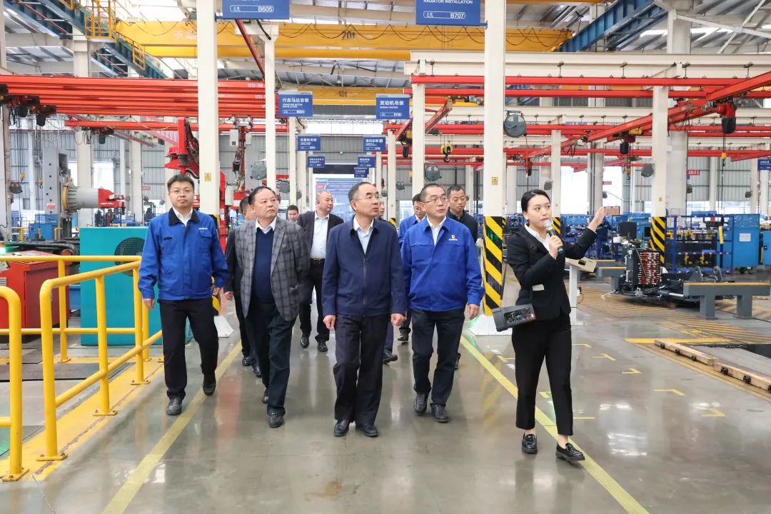 强强结合，夯实湖南工程建设湘军！Z6官网智能与湖南路桥签定战术合作和谈