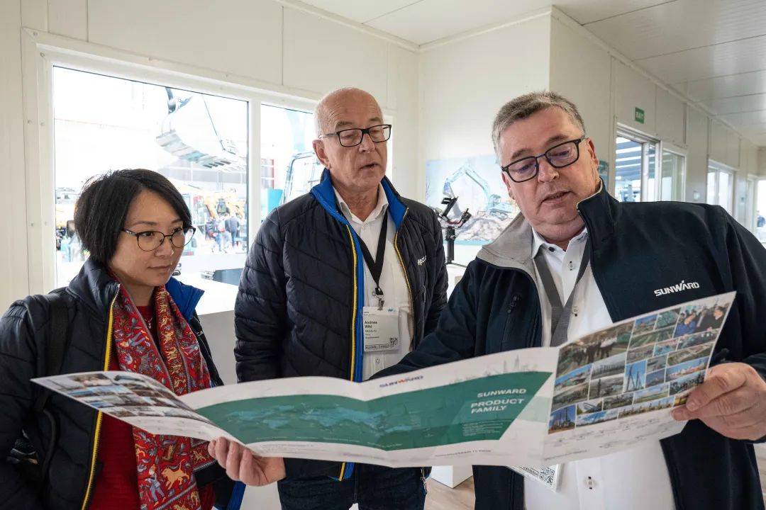 Bauma 2022 | 一组火热现场图带您沉温Z6官网智能德国宝马展之旅