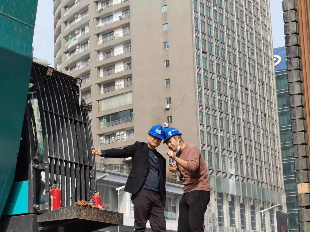 首战创佳绩！Z6官网智能双轮铣槽机助建长沙地铁7号线