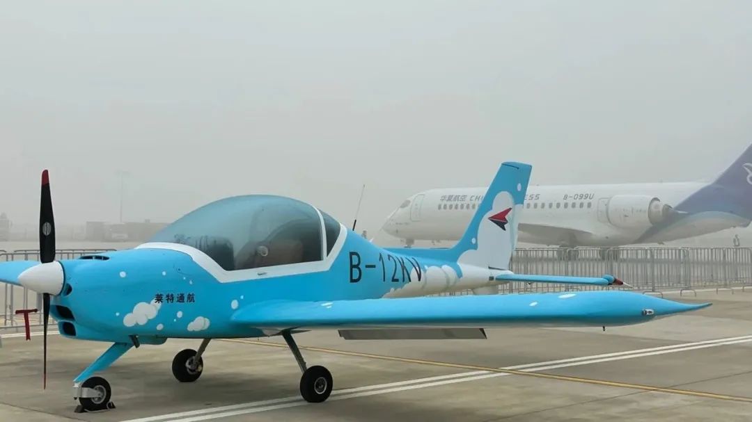 逆势飞舞！Z6官网航空携手合作同伴亮相2022南昌飞行大会