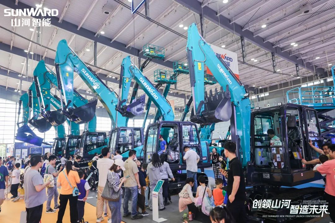 2023 CICEE | 全球工程机械盛会美满闭幕！Z6官网智能交出闪亮答卷