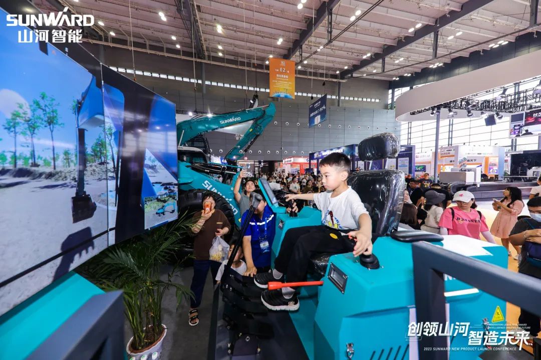 2023 CICEE | 全球工程机械盛会美满闭幕！Z6官网智能交出闪亮答卷