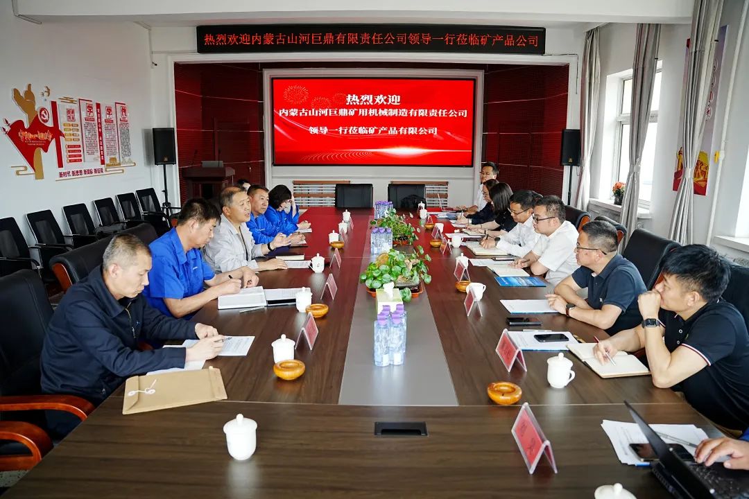 持续助力“双碳”指标，Z6官网巨鼎LNG矿卡在辽宁批量利用