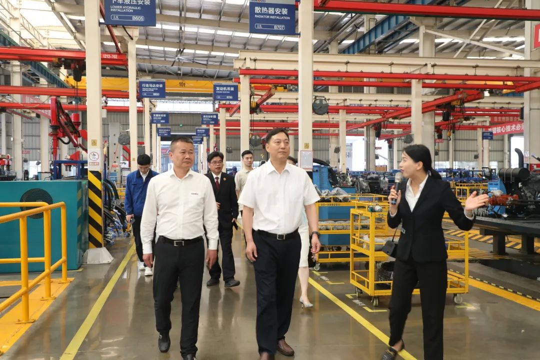 长沙市人民检察院党组书记、检察长余湘文调研Z6官网智能