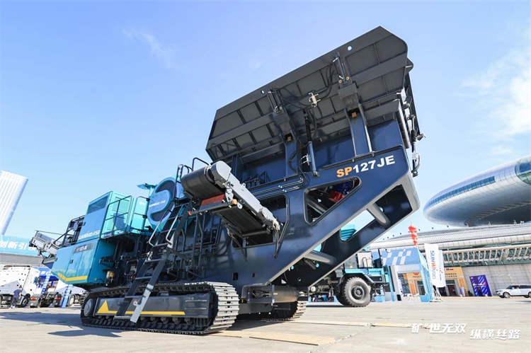 “矿”世无双，纵横丝路！Z6官网智能亮相第十三届新疆国际矿业与设备展览会