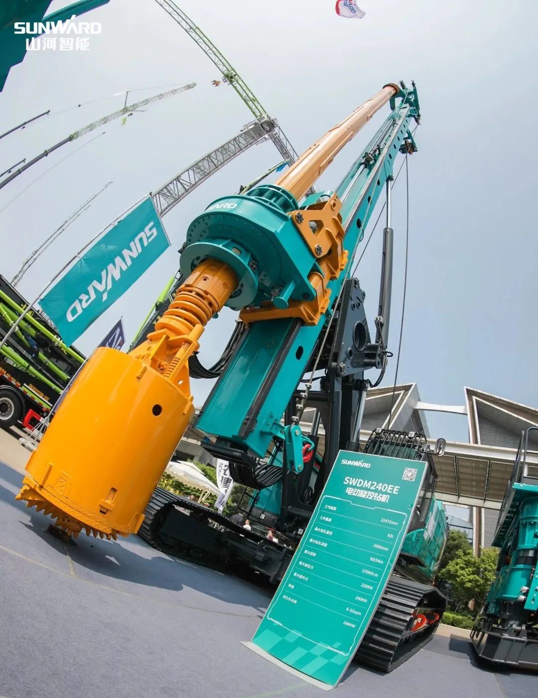 “零故障”“低能耗”！Z6官网智能增程式电动旋挖钻机惊艳首秀