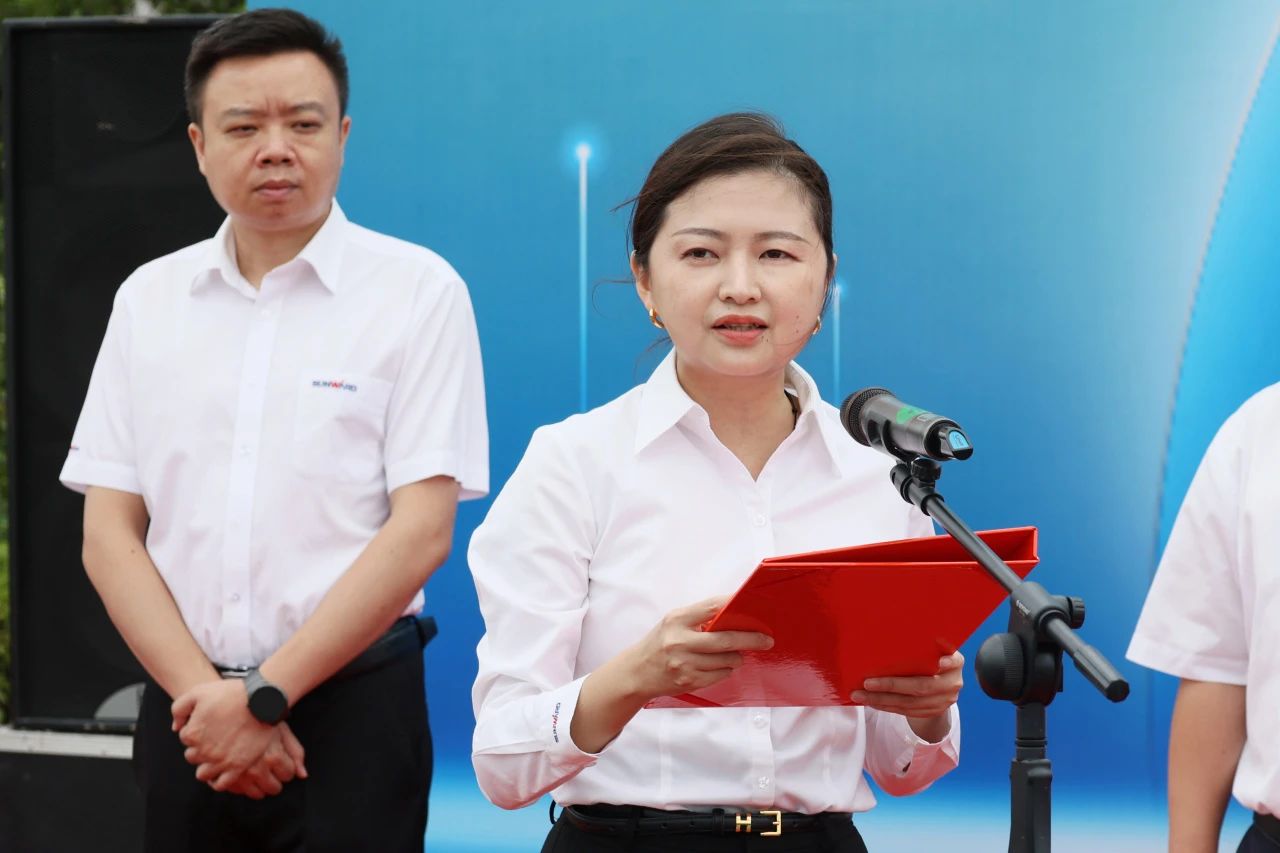 深入全球布局，加快出海措施！Z6官网智能高空机械设备海表订单大型发货典礼圆满进行