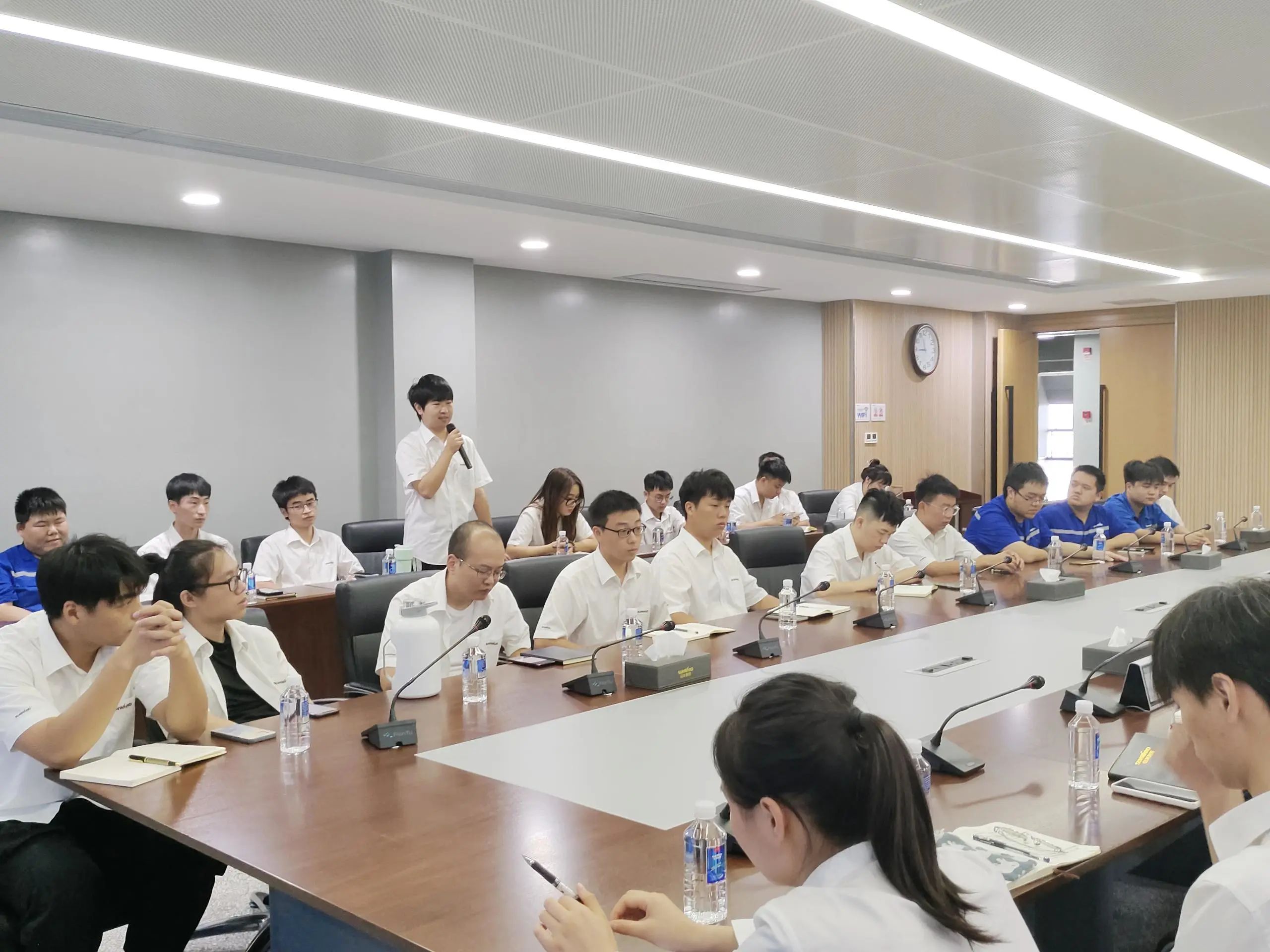 畅谈心声，共话将来！这场应届毕业生员工座谈会，很暖，很贴心！