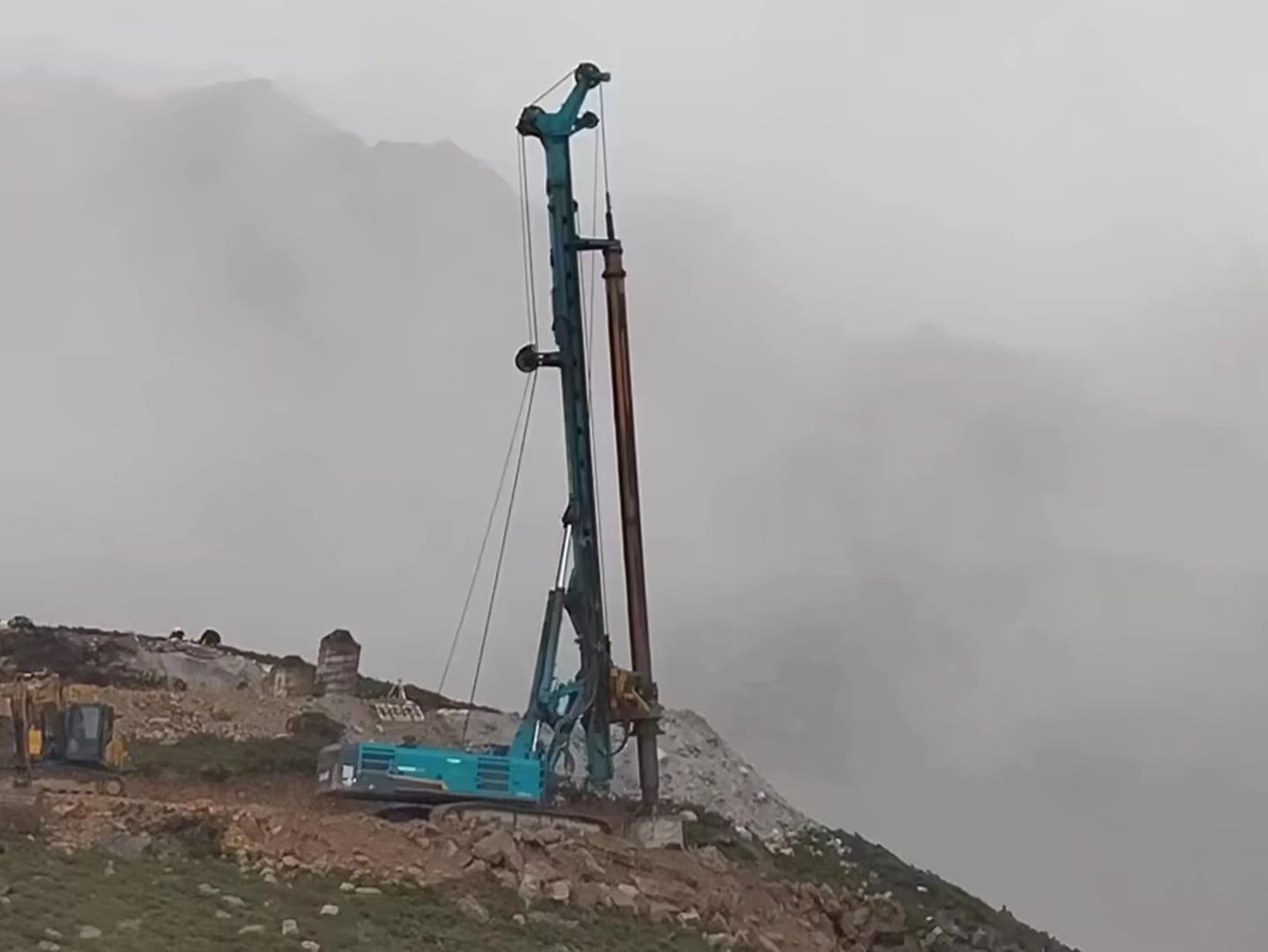助力世界最高海拔特高压直流输电工程，Z6官网智能旋挖钻机展示硬核实力