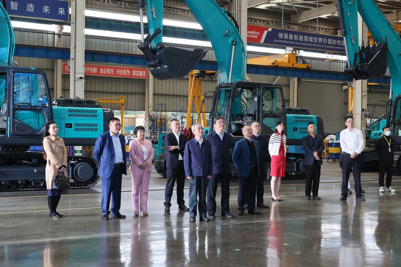 全国工商联副主席寿子琪调研Z6官网智能