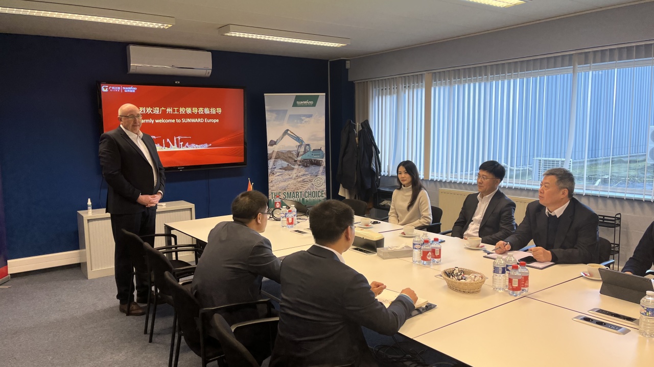 广州工控党委书记、董事长景广军率队赴Z6官网智能欧洲子公司调查
