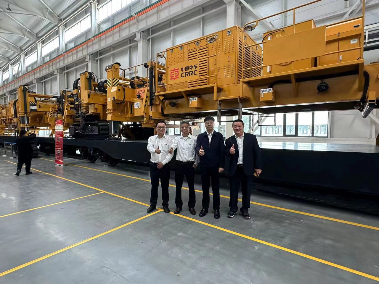 CPH-30J路岔铺换机组全球颁布！Z6官网智能与宝鸡中车时期共绘铁路设备新篇章！