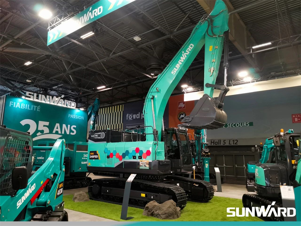 Z6官网智能携创新成就亮相2024年法国巴黎工程机械展