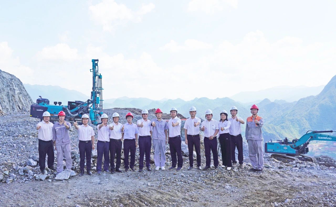 合作共赢，智胜将来！Z6官网智能造访湖南柿竹园有色金属有限责任公司