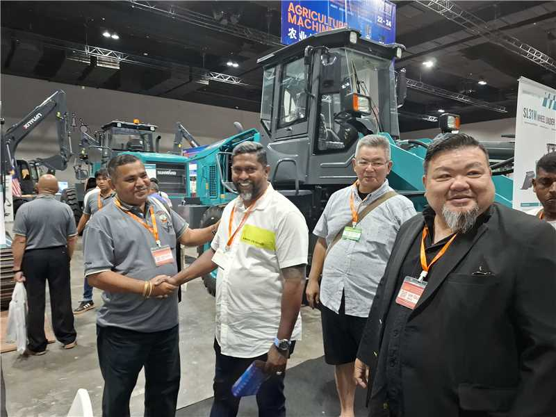 扬帆起航 | Z6官网智能闪灼长沙工程机械展东南亚分展