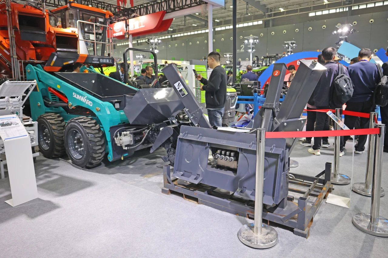 聚焦智能化、无人化！Z6官网智能携多款产品亮相2024中国国际农业机械展