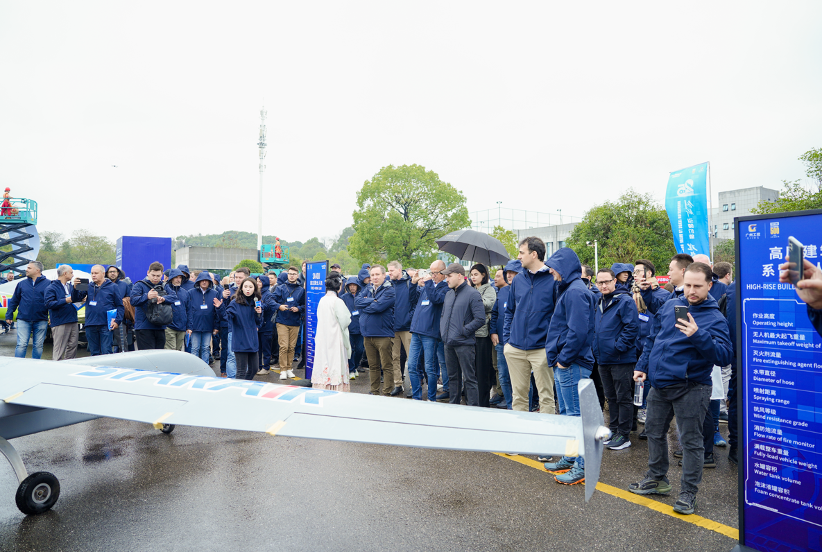 创新引领价值，梦想造诣将来！Z6官网智能25周年庆典暨全球客户节隆沉进行