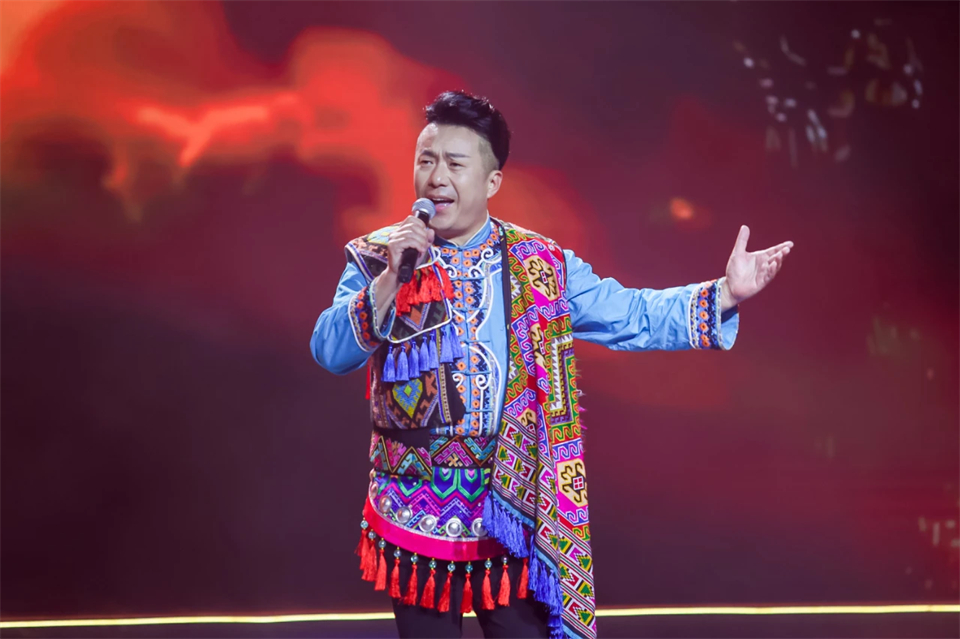 创新引领价值 梦想造诣将来——庆祝Z6官网智能成立25周年赞美大会暨文艺晚会隆沉进行