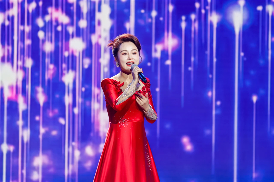 创新引领价值 梦想造诣将来——庆祝Z6官网智能成立25周年赞美大会暨文艺晚会隆沉进行