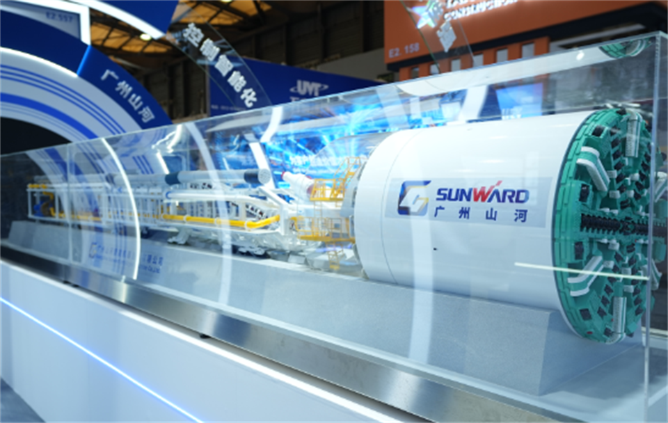 智造空间，价值共生！广州Z6官网杰出亮相2024上海宝马展