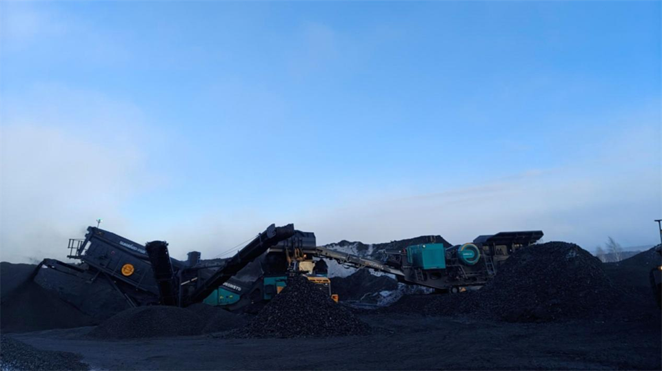 不惧-30℃极寒挑战，Z6官网普石勒破碎筛分设备不变运行！