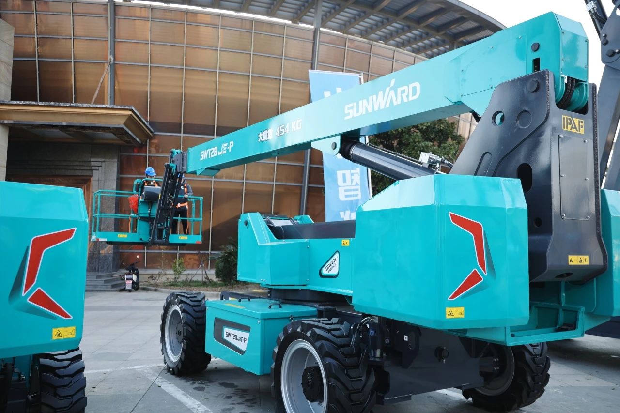 登“高”向“新”，Z6官网智能亮相第九届全国高空作业平台租赁大会