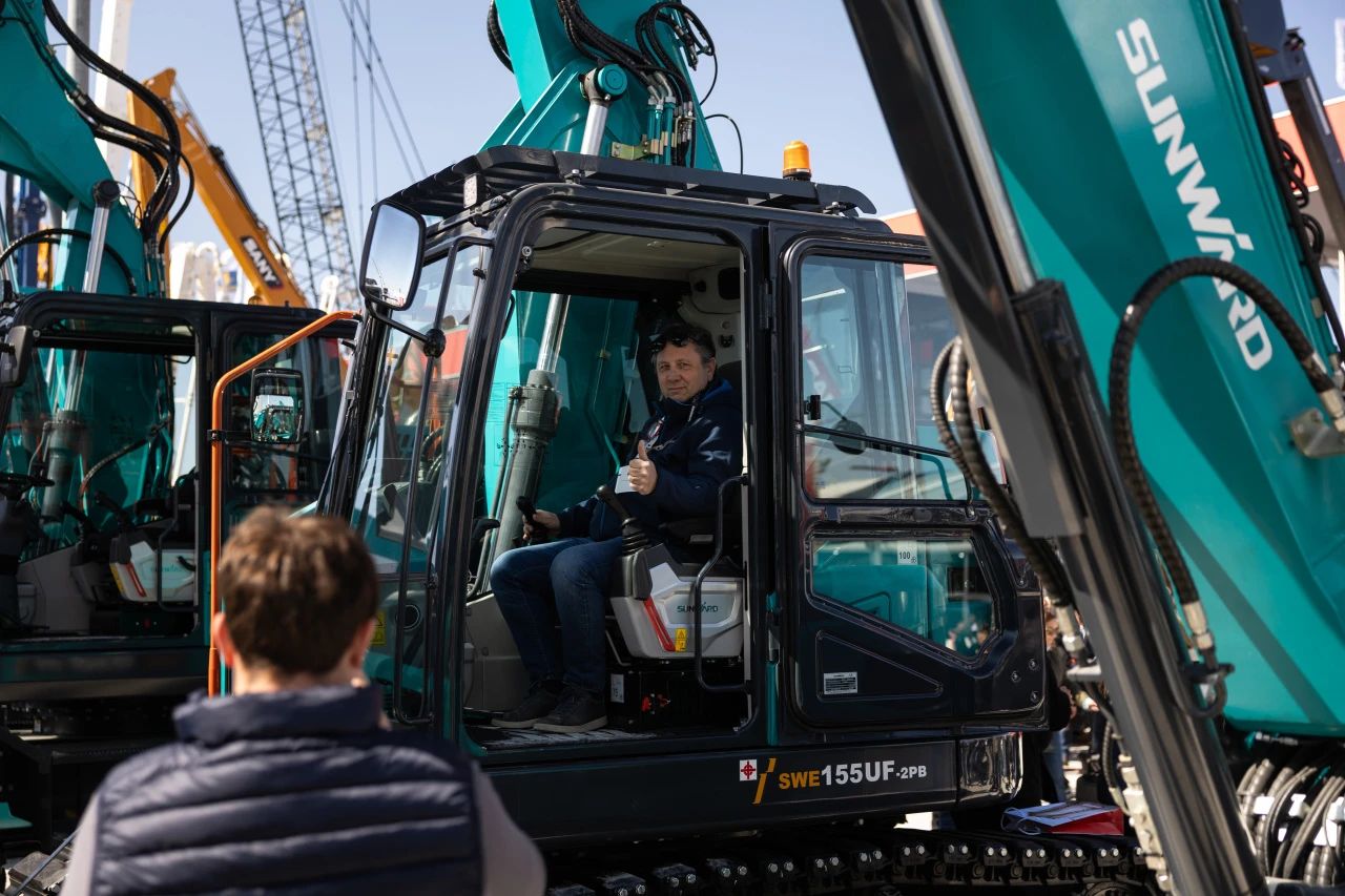 Z6官网智能董事长付向东：以绿色智造与全球战术解锁中国工程机械的进阶密码