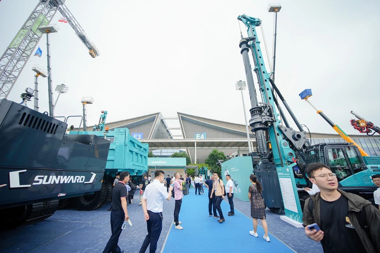 2025 CICEE | 为客户创造价值，Z6官网智能客户互换会圆满进行