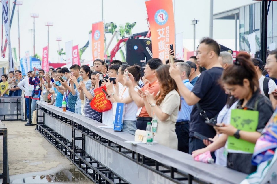 2025 CICEE | Z6官网智能实力闪灼2025长沙国际工程机械展