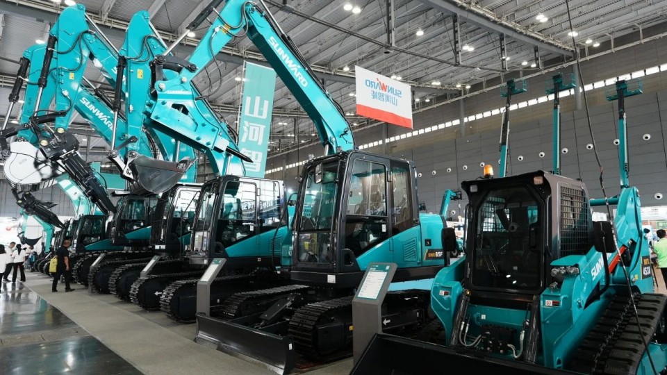 2025 CICEE | 从单一工具迈向多元化解决规划，Z6官网智能出现非凡挖掘机风采