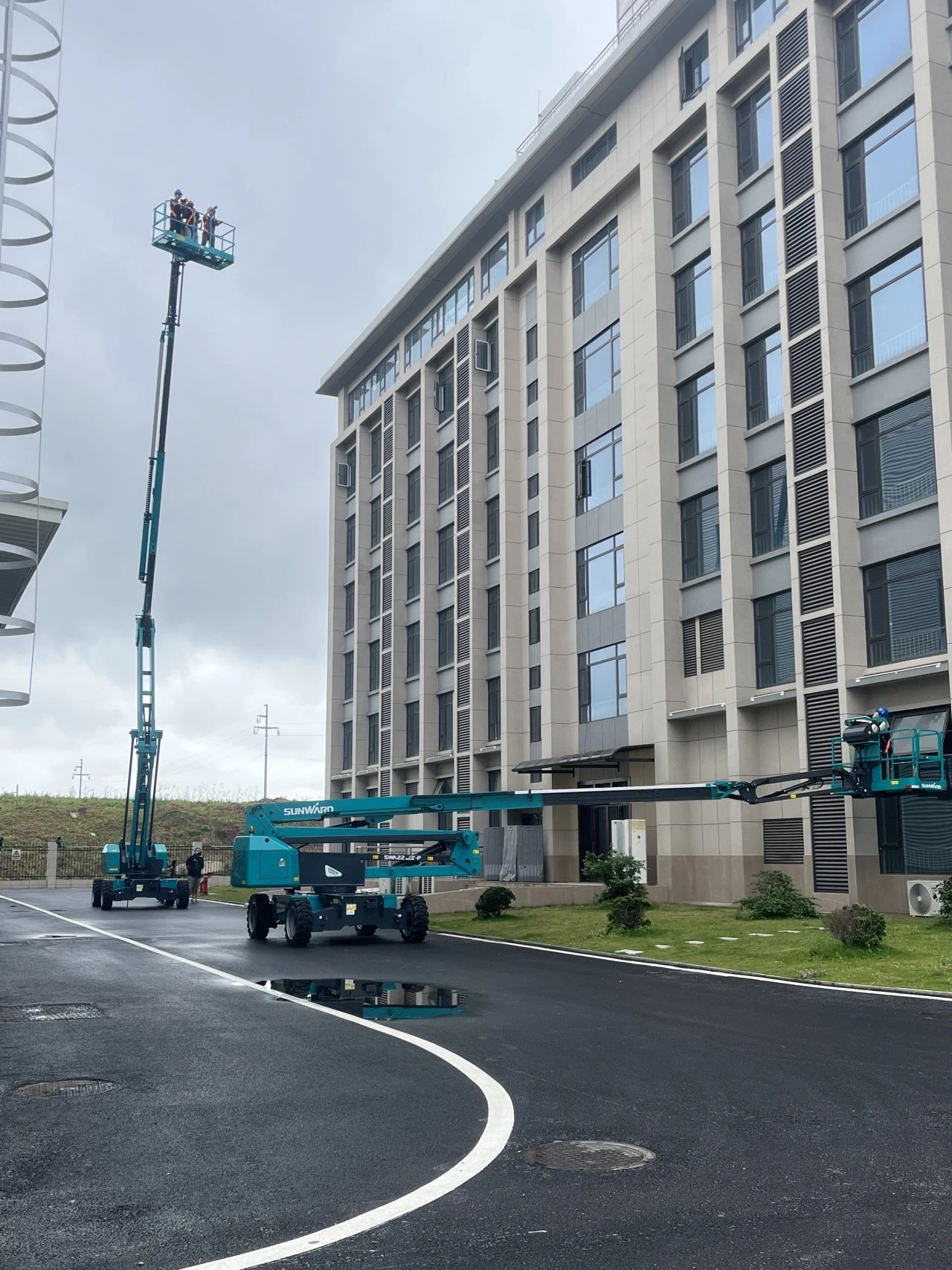 Z6官网智能高空机械亮相《起头推理吧3》，与明星共赴