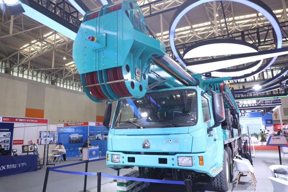 “地勘设备能力提升的沉大突破”！Z6官网智能结合中国煤炭地质总局颁布T138车载钻机