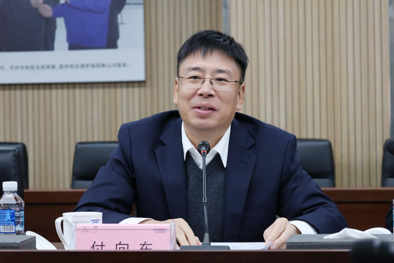 新矿投资集团党委书记、董事长王漠到访Z6官网智能